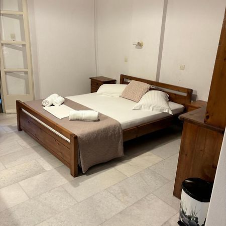 Naxos City Asiminas酒店 外观 照片